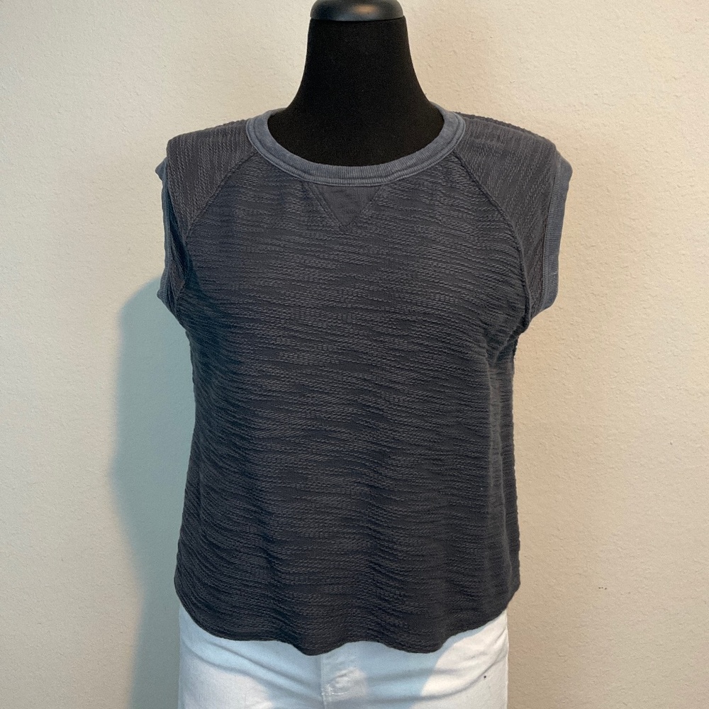 Universal Thread Cap Sleeve Tee